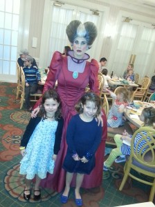 How hilarious is the look on the stepmother's face?